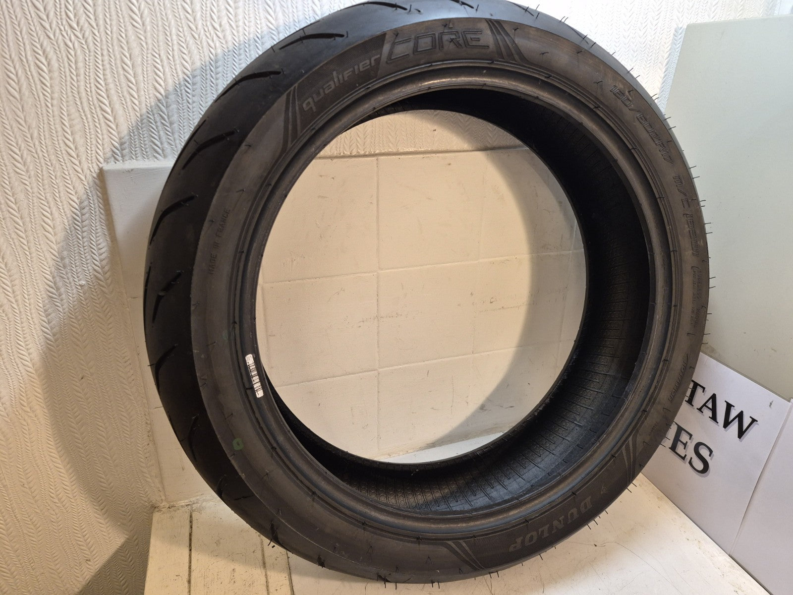 Dunlop Qualifier Core 160/60 ZR17 Part Worn Tyre