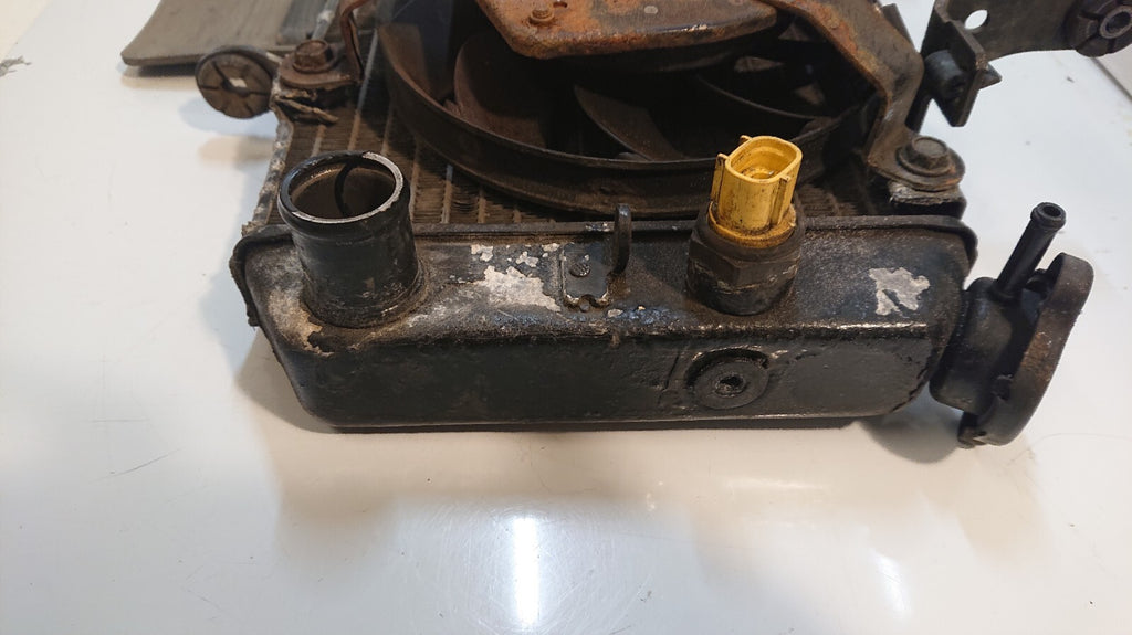 Suzuki DL 650 V STROM Radiator And Fan