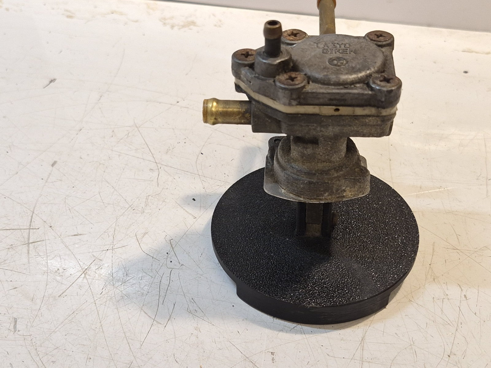 Suzuki VX 800 Petlock, Fuel Tap