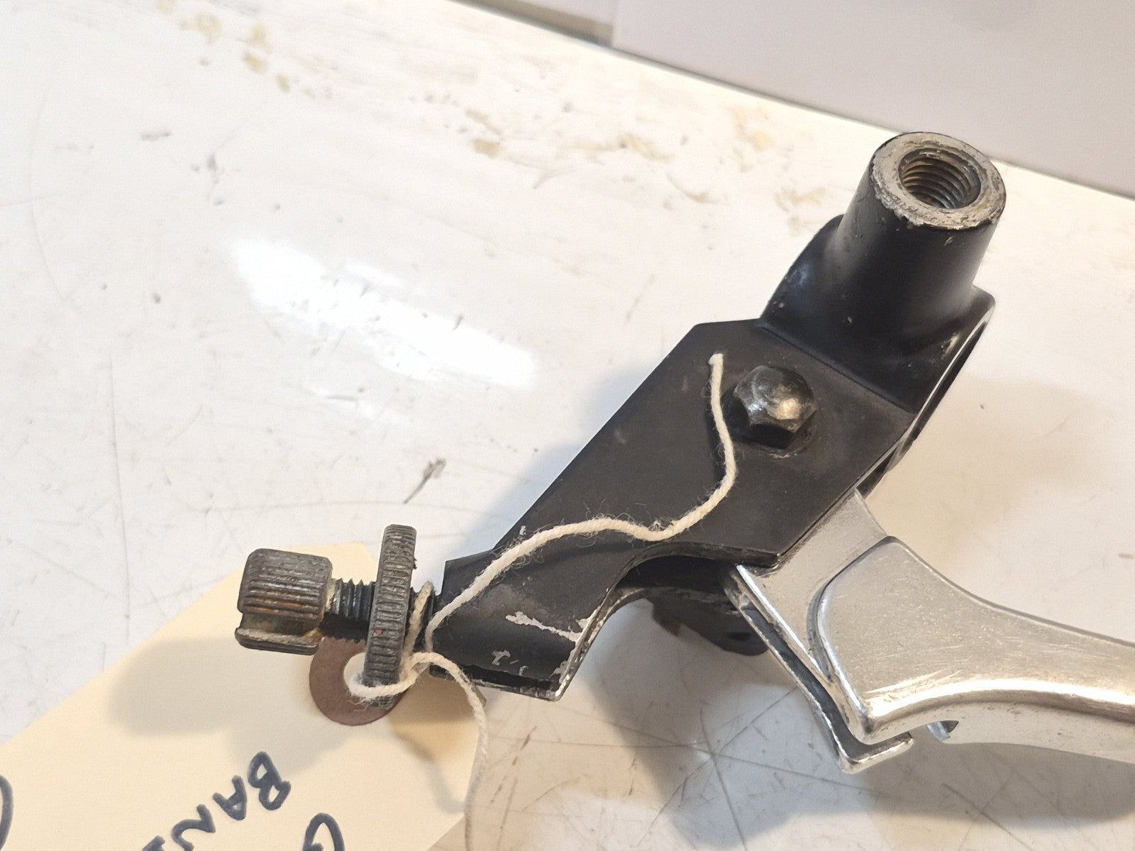 Suzuki GSF 600 Bandit Mk2 Clutch Lever And Mount