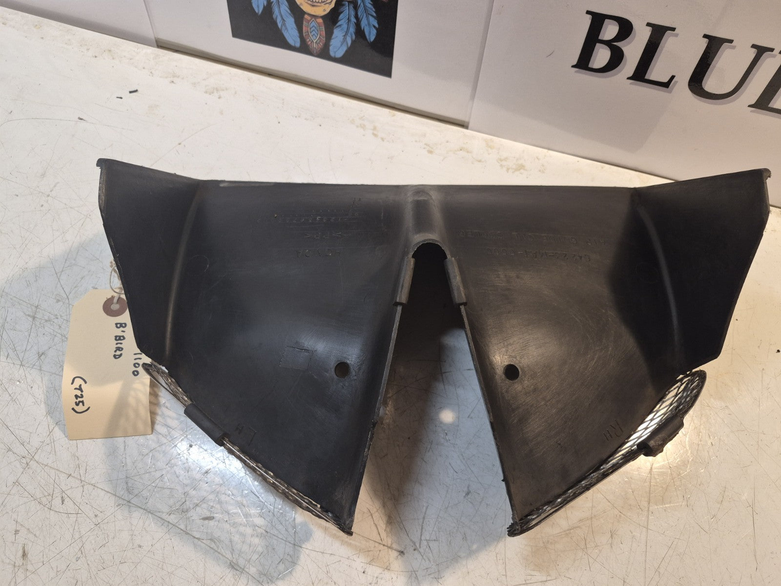 Honda CBR 1100 Blackbird Fairing, Oil Cooler Air Guide