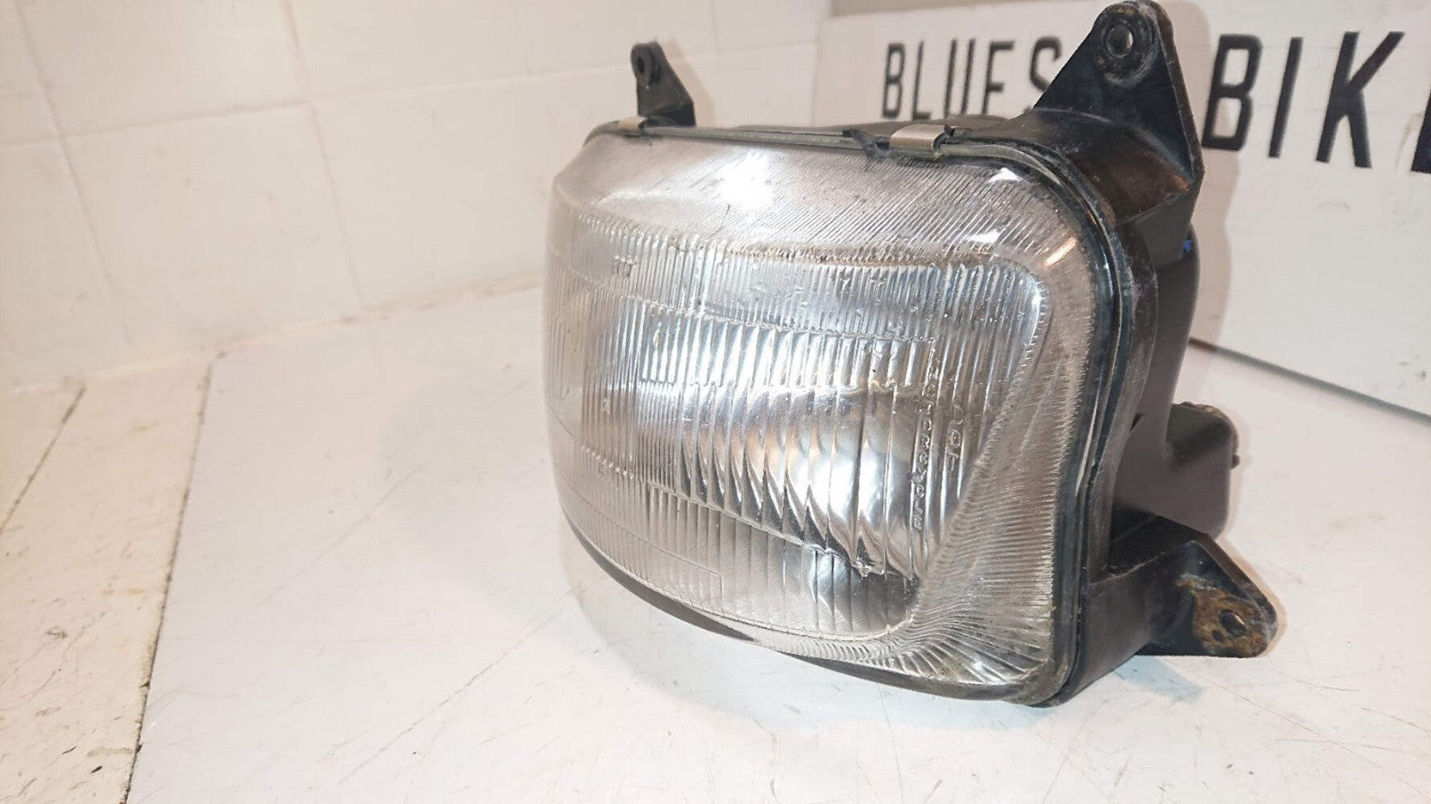 Yamaha XJ 900 Diversion Headlight