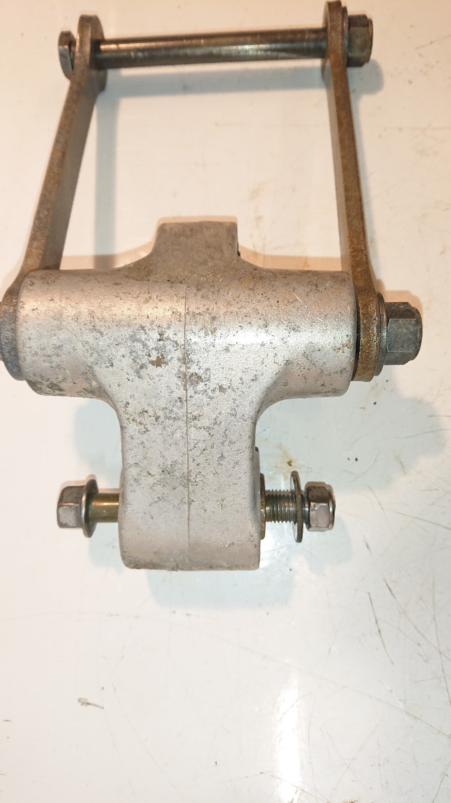 Yamaha FZS 600 FAZER Mono Shock Lower Mount, Linkage