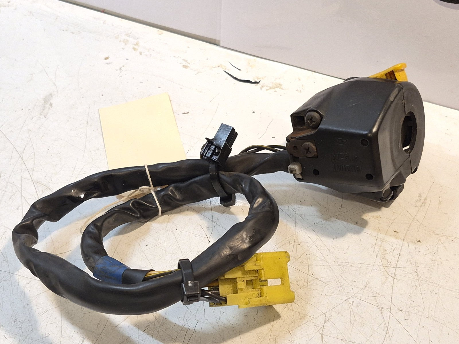 Suzuki GSF 600 Bandit Mk2 Switchgear, Left-hand