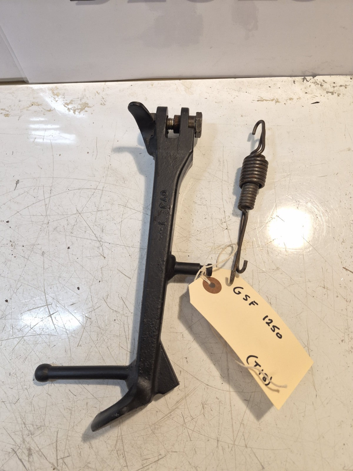 Suzuki GSF 1250 Bandit Side Stand
