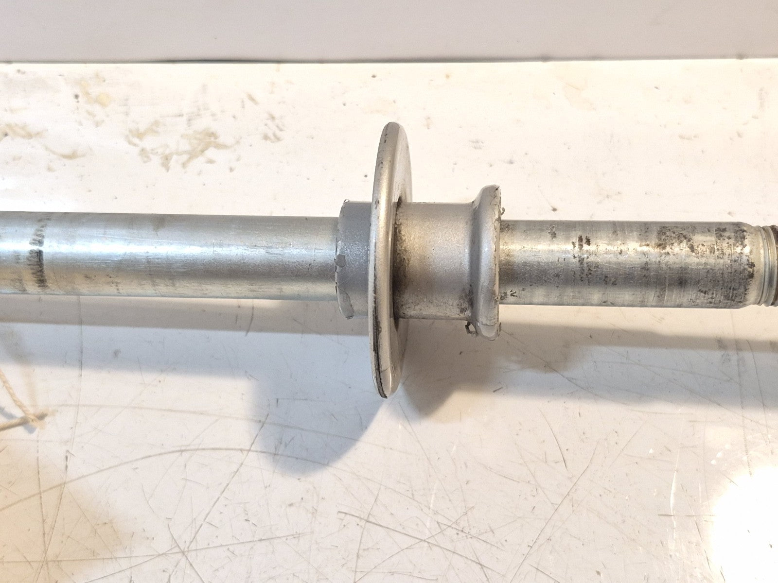 Suzuki GSF 600 Bandit Mk2 Front Wheel Spindle And Spacers