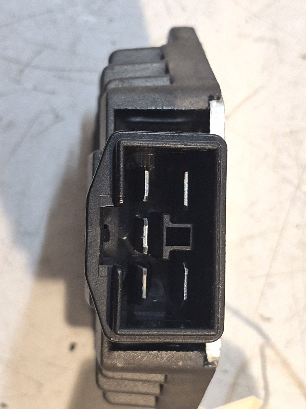 Honda CBR 1100 Blackbird Regulator/Rectifier
