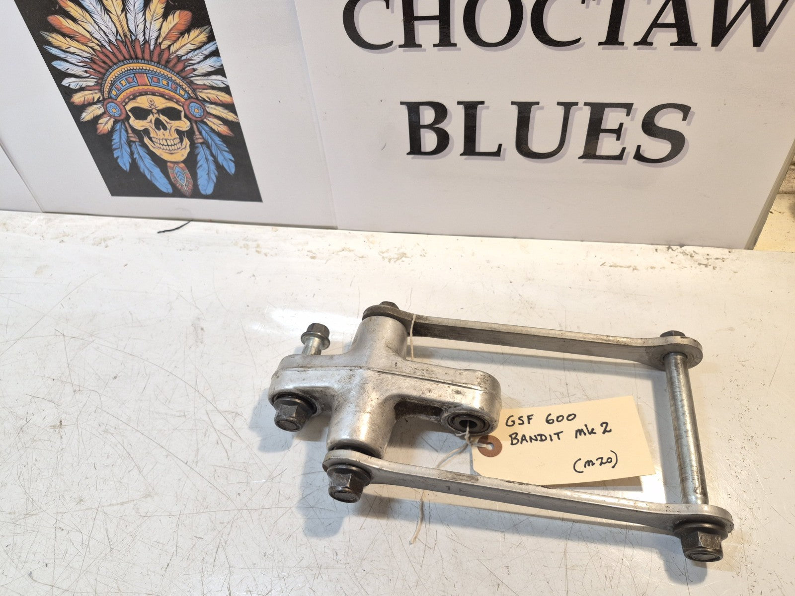 Suzuki GSF 600 Bandit Mk2 Mono Shock Linkage  / Lower Mount
