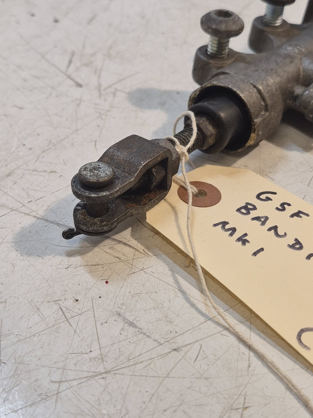 Suzuki GSF 600 Bandit Mk1 Rear Brake Master Cylinder