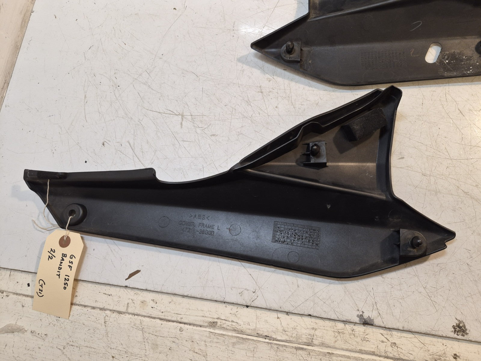 Suzuki GSF 1250 Bandit Fairing, Side Panels, Pair