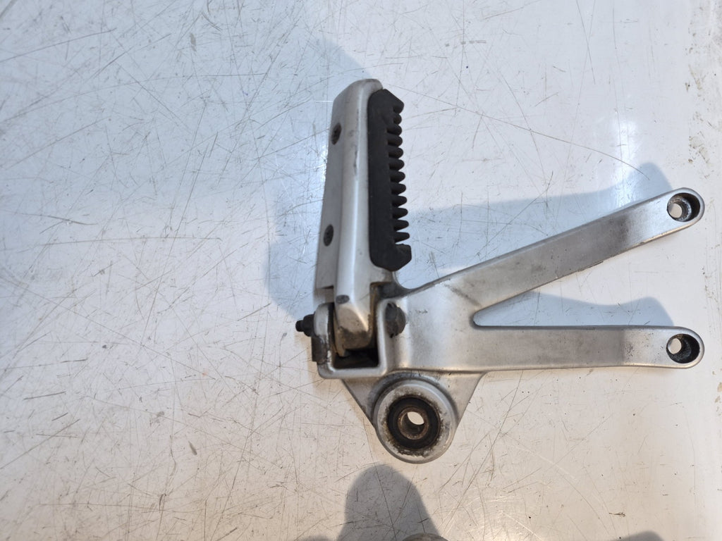 Suzuki VX 800 Pillion Pegs And Hangers