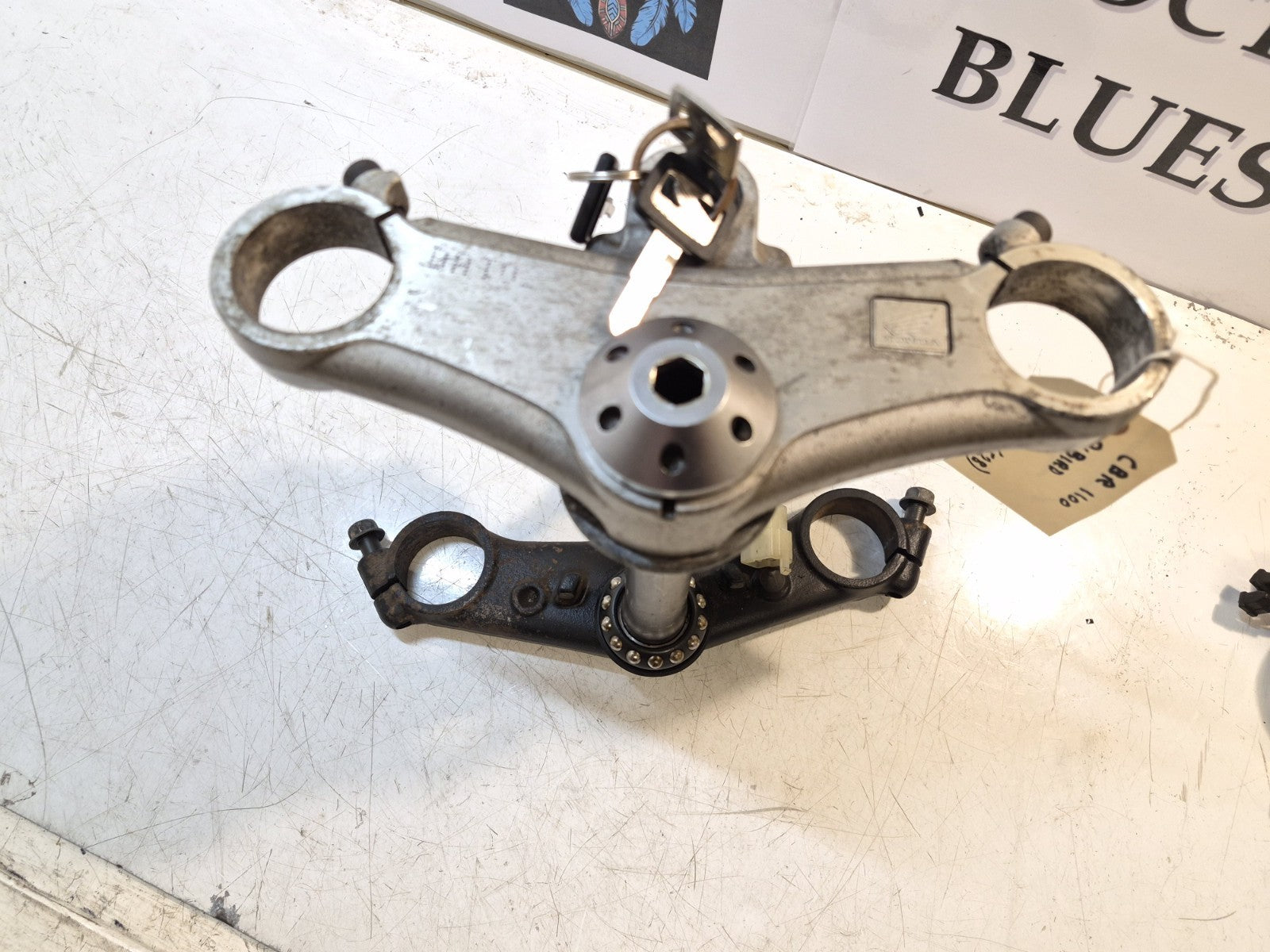 Honda CBR 1100 Blackbird Yoke, Tripple Tree Complete