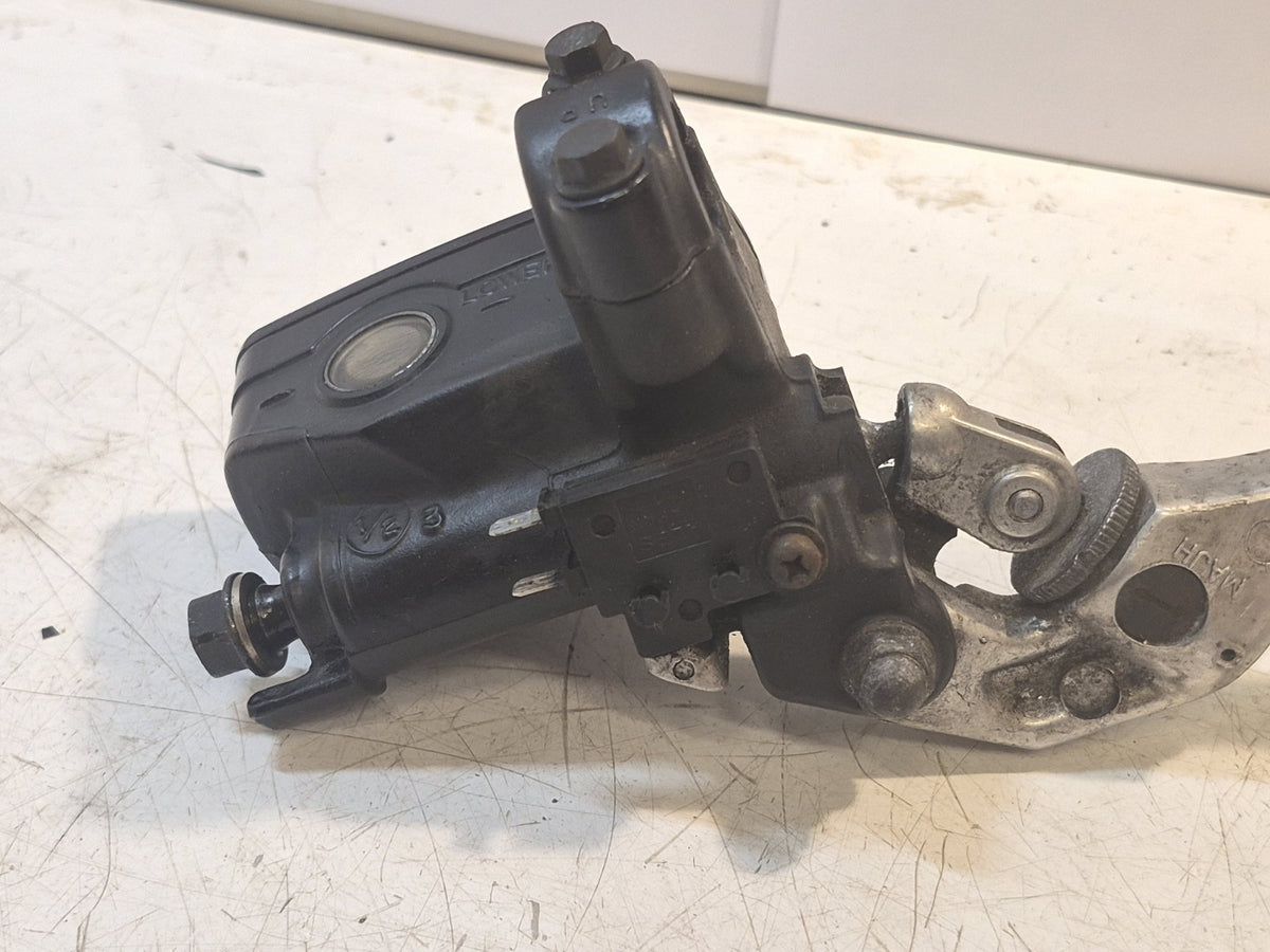 Honda CBR 1100 Blackbird Front Brake Master Cylinder And Lever