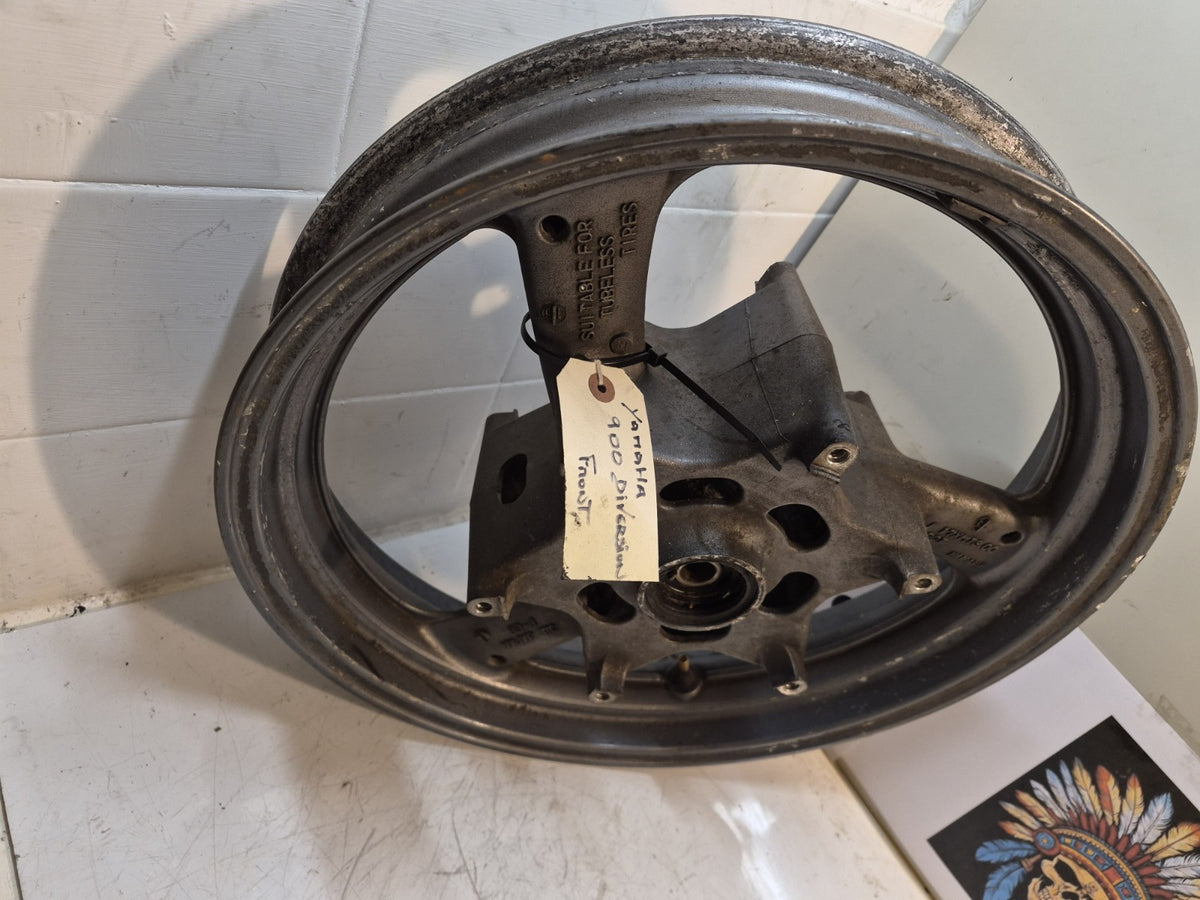 Yamaha XJ 900 Diversion Front Wheel