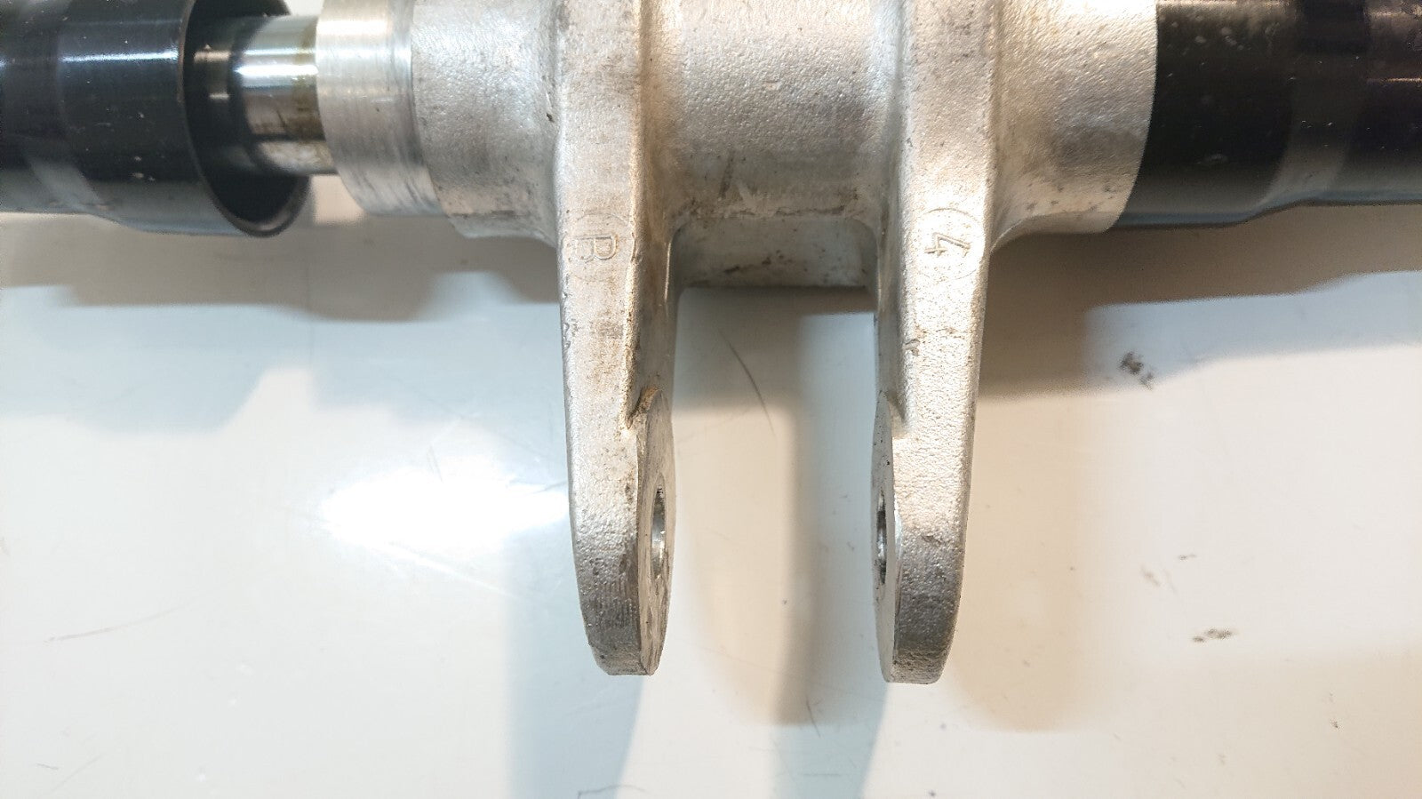 Kawasaki GPZ 1000 RX Mono Shock Upper Mount