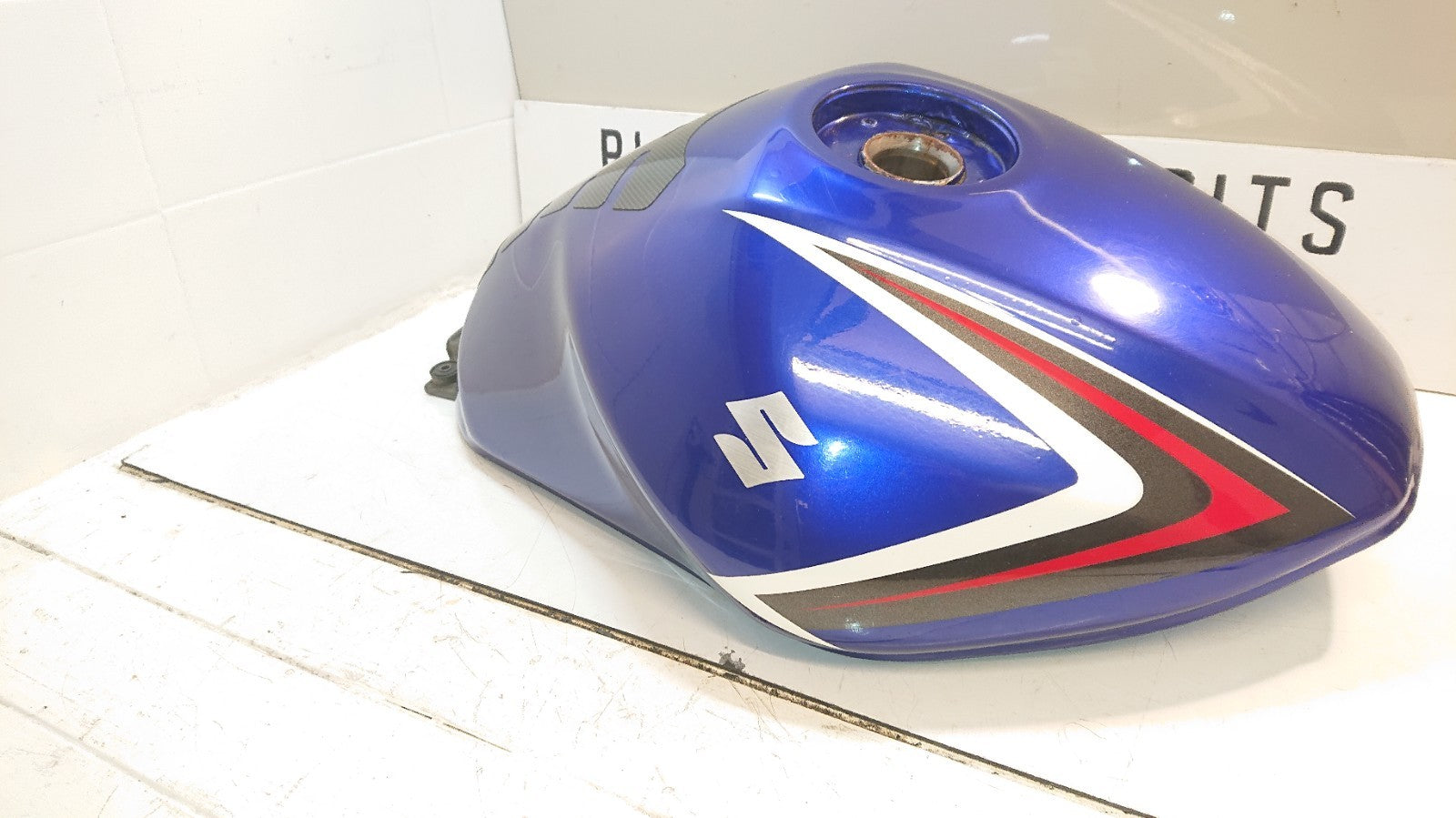 Suzuki GSF 650 Bandit Tank /Fuel Tank