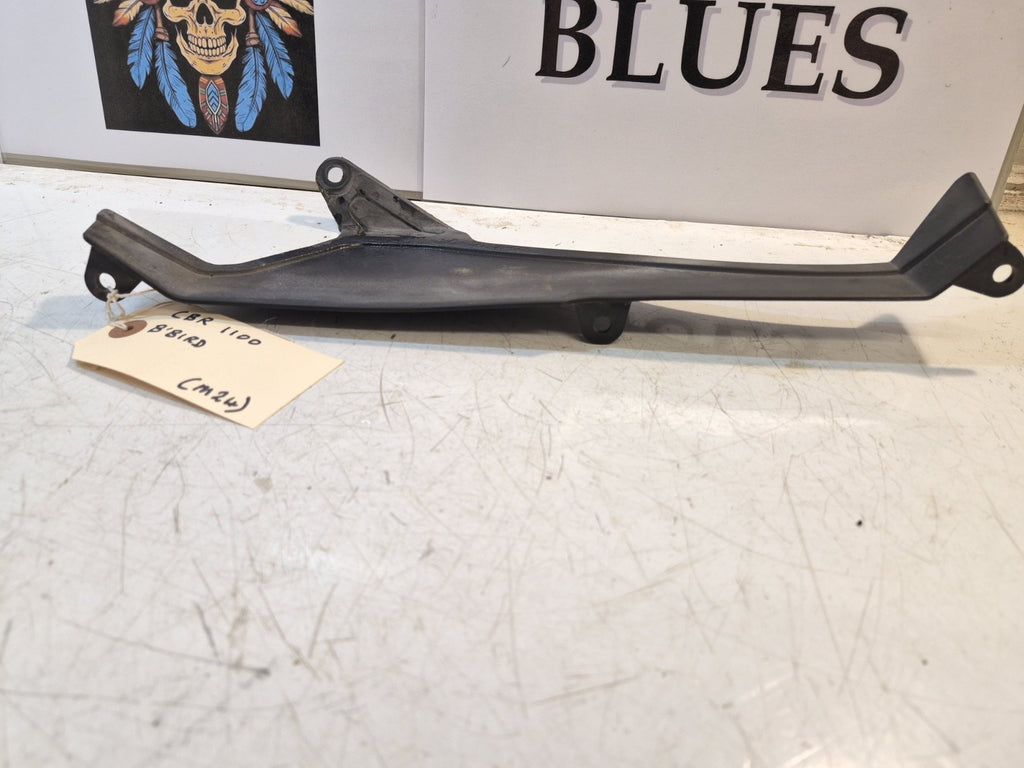 Honda CBR 1100 Blackbird Fairing, Infill, Righthand