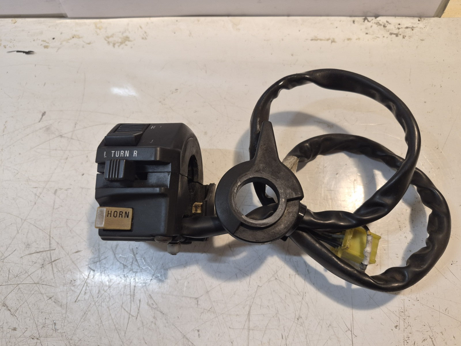 Suzuki VX 800 Switchgear, Left-hand