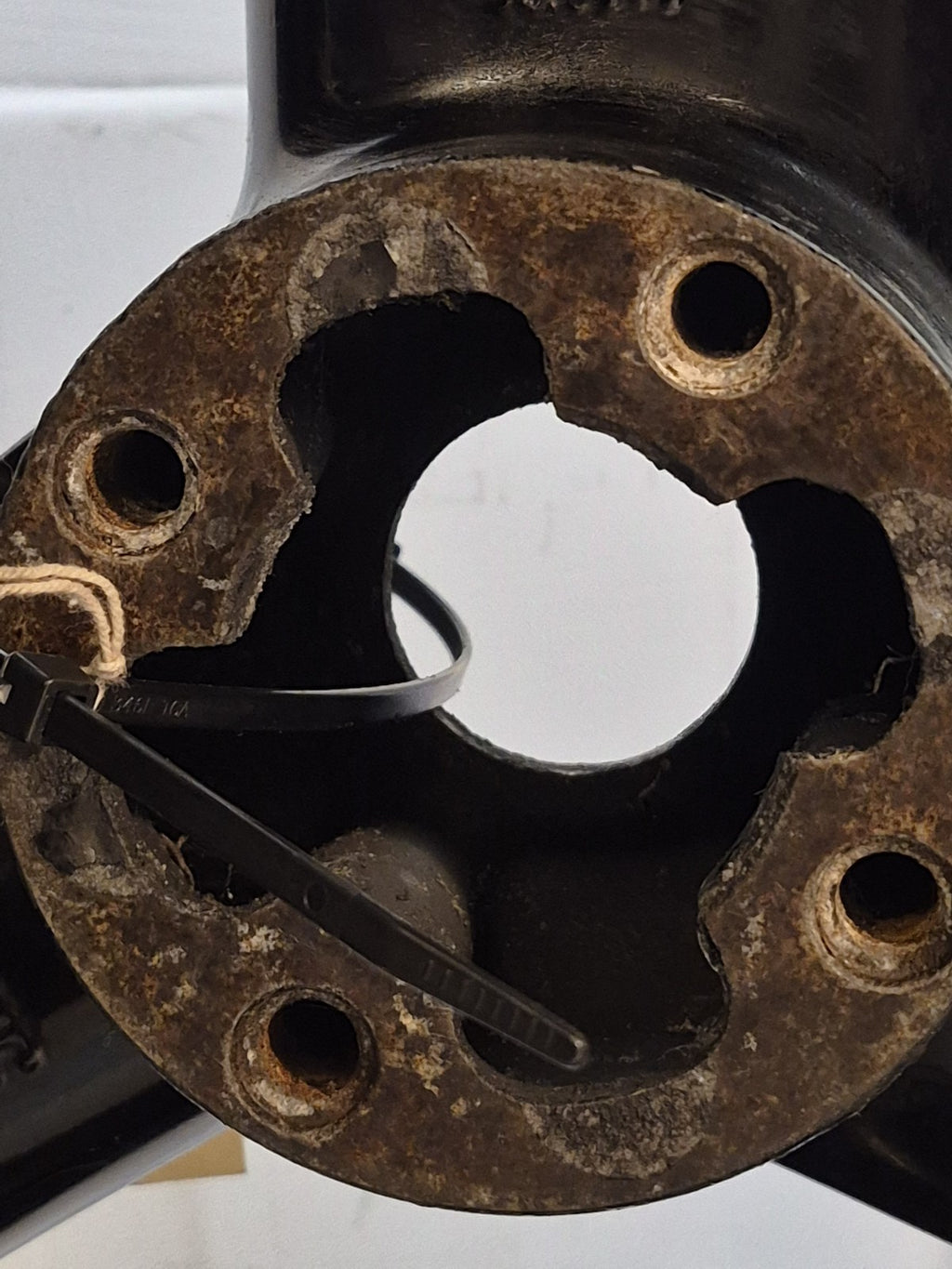 Triumph Daytona 955i Rear Wheel