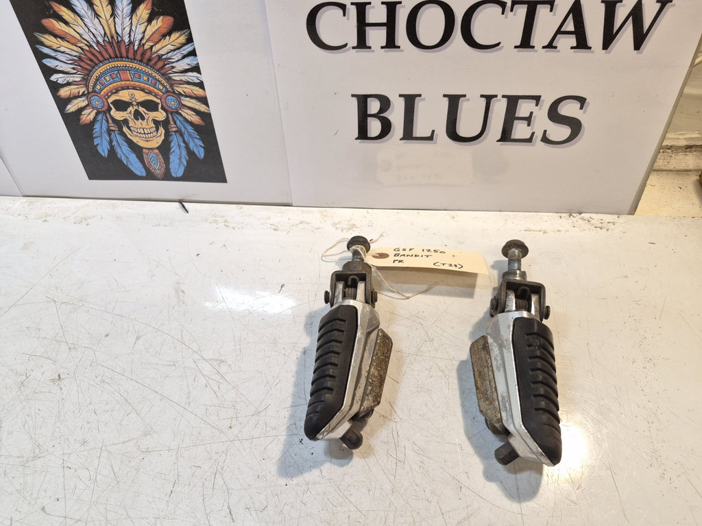 Suzuki GSF 1250 Bandit Footpegs, Riders, Pair