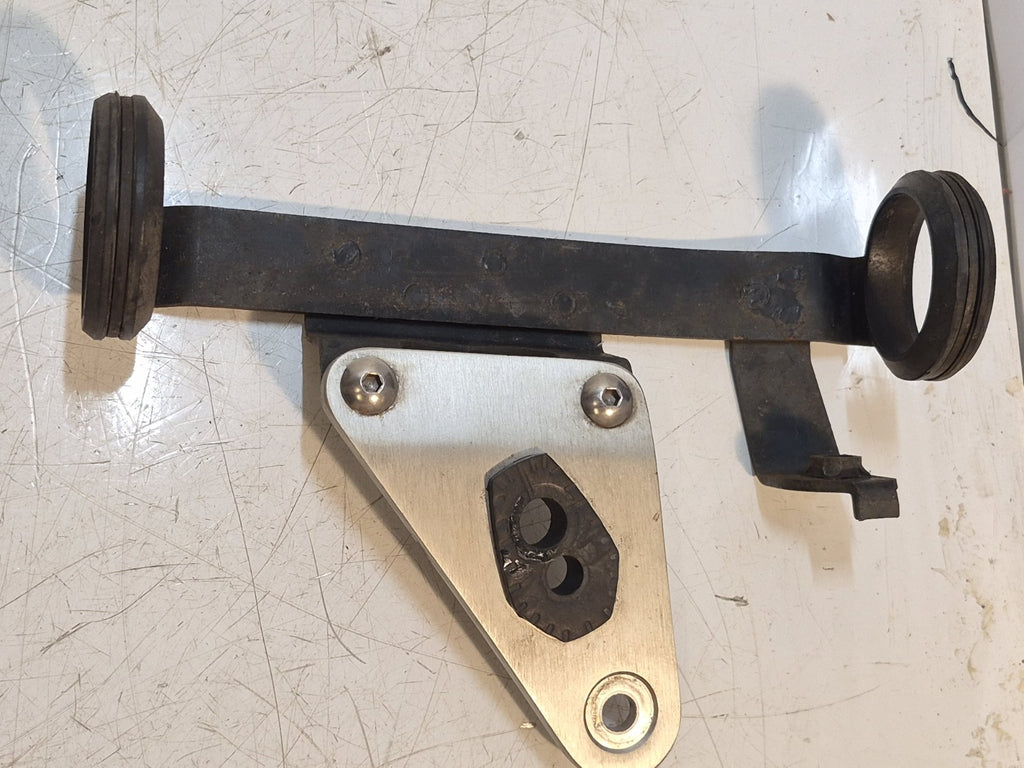 Suzuki GSF 600 Bandit Mk2 Headlight Brackets, Pair