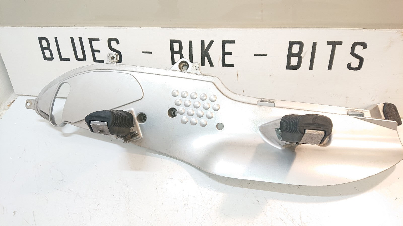 BMW R1150 RT Peg Carrier, Lefthand With Pegs