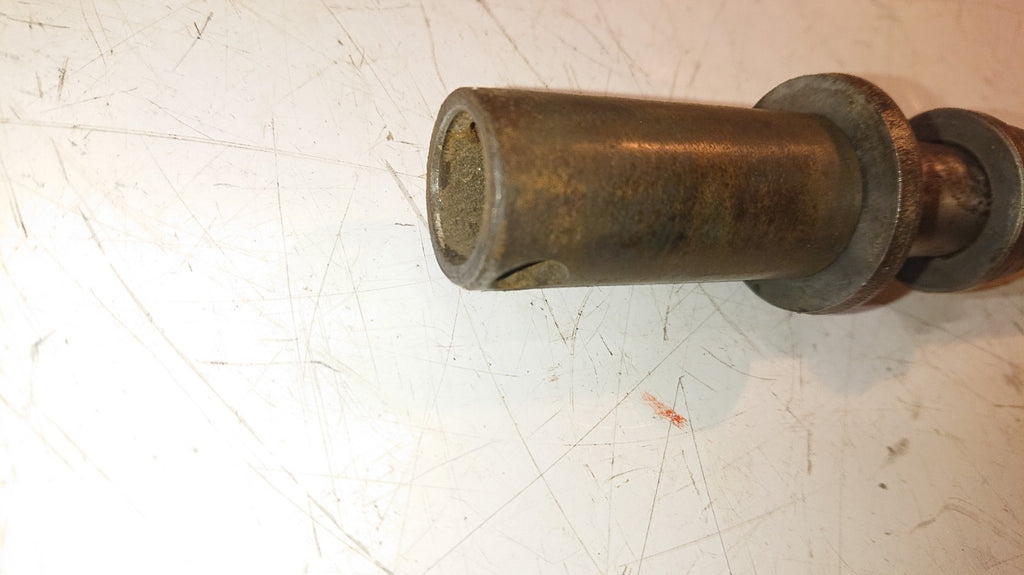 Yamaha XJ 900 Rear Wheel Spindle And Spacers