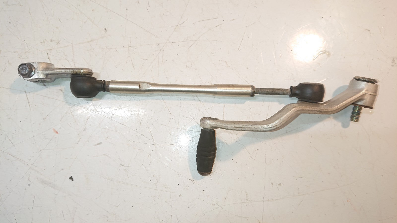 YAMAHA FJR1300 5JW 2001 -05 GEAR PEDAL AND LINKAGE