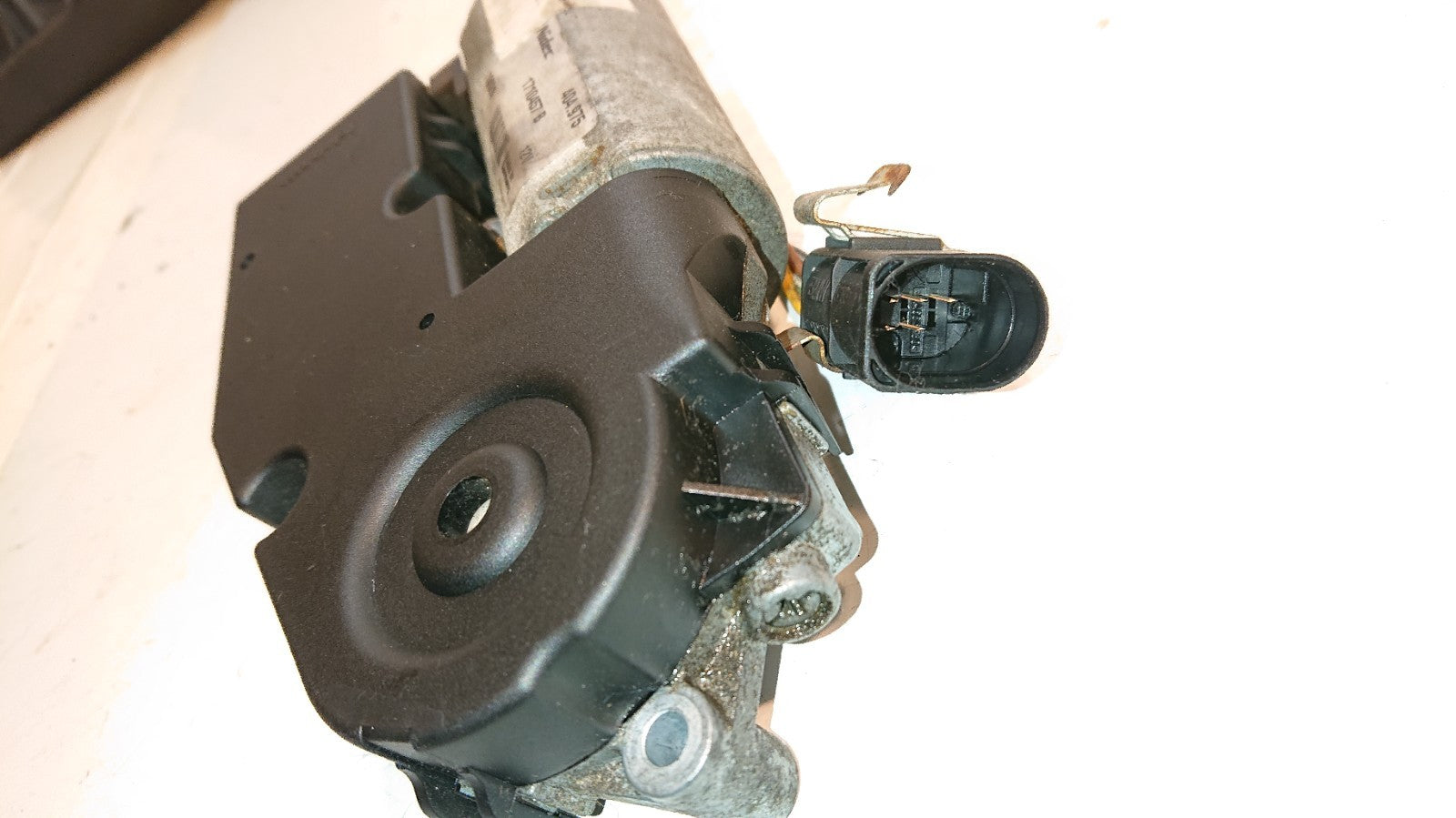 BMW R1200RT Screen Motor