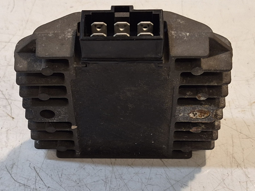 Kawasaki ZZR 600 Regulator/Rectifier
