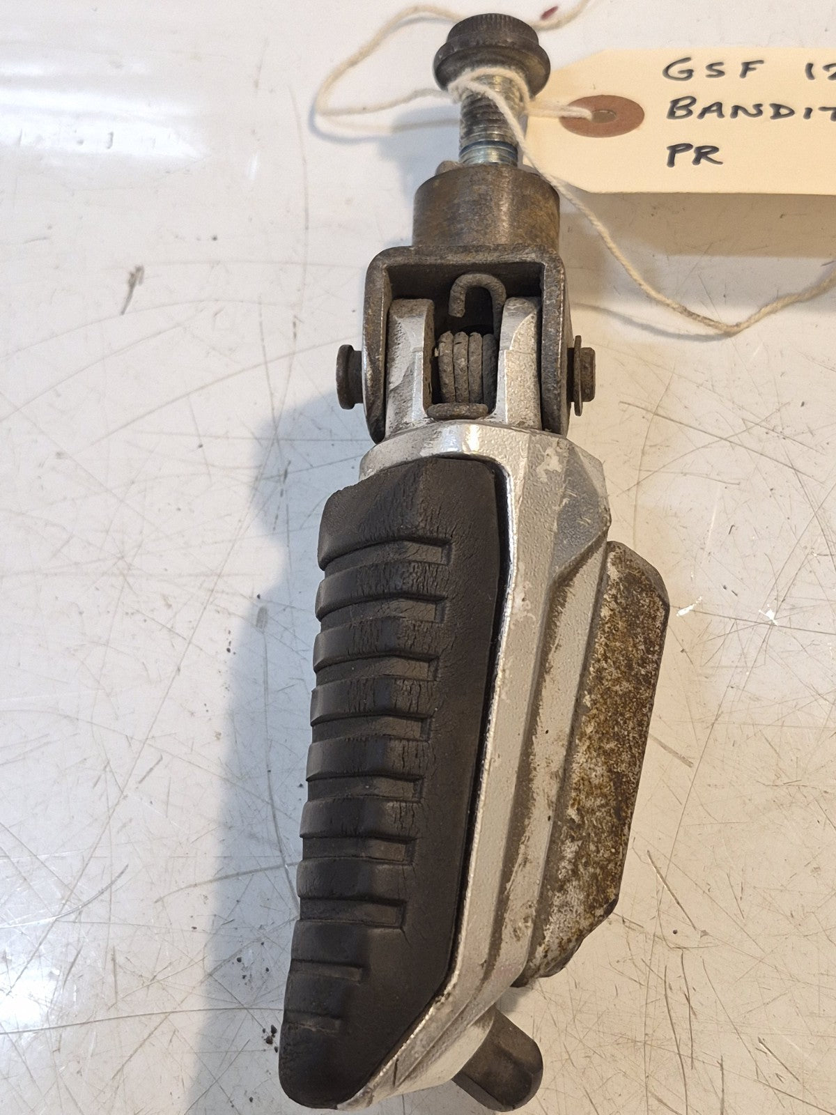 Suzuki GSF 1250 Bandit Footpegs, Riders, Pair