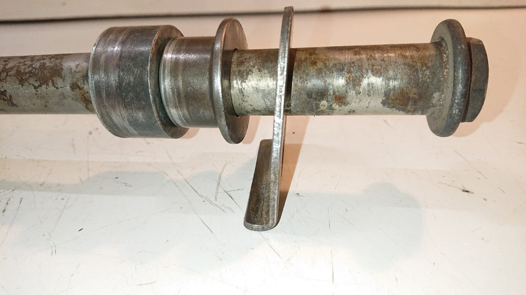 Suzuki GSF 650 Bandit Rear Wheel Spindle