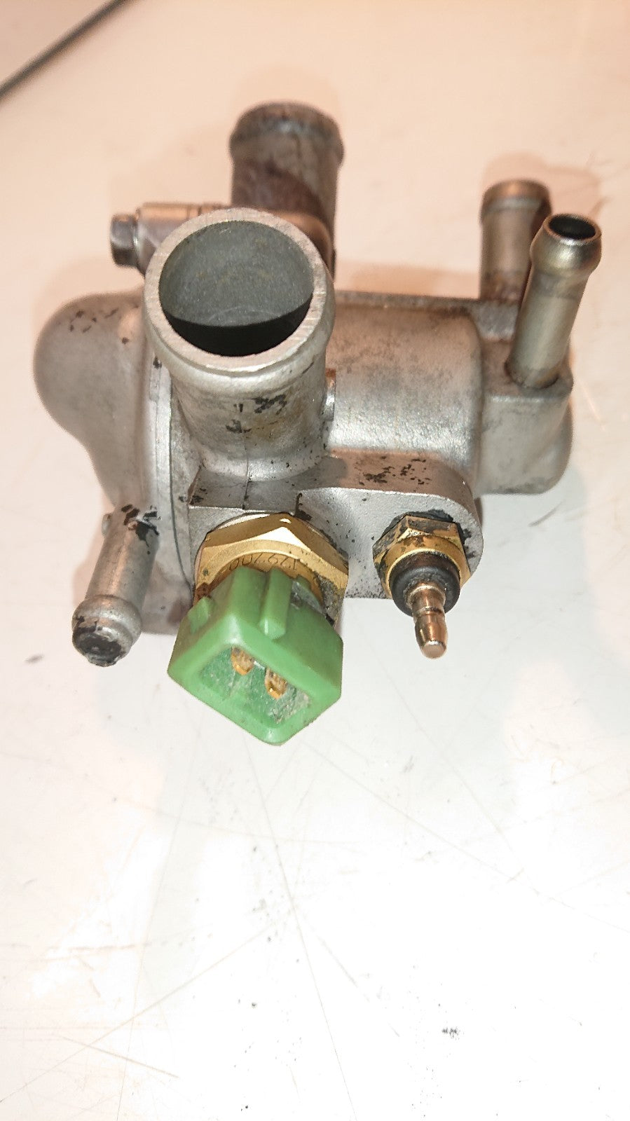 Honda VTR 1000 FIRESTORM Thermostat Housing