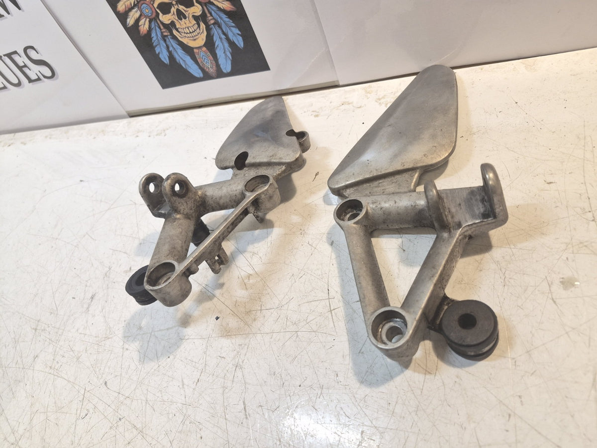 Honda CBR 1100 Blackbird Front Peg Hangers, Pair