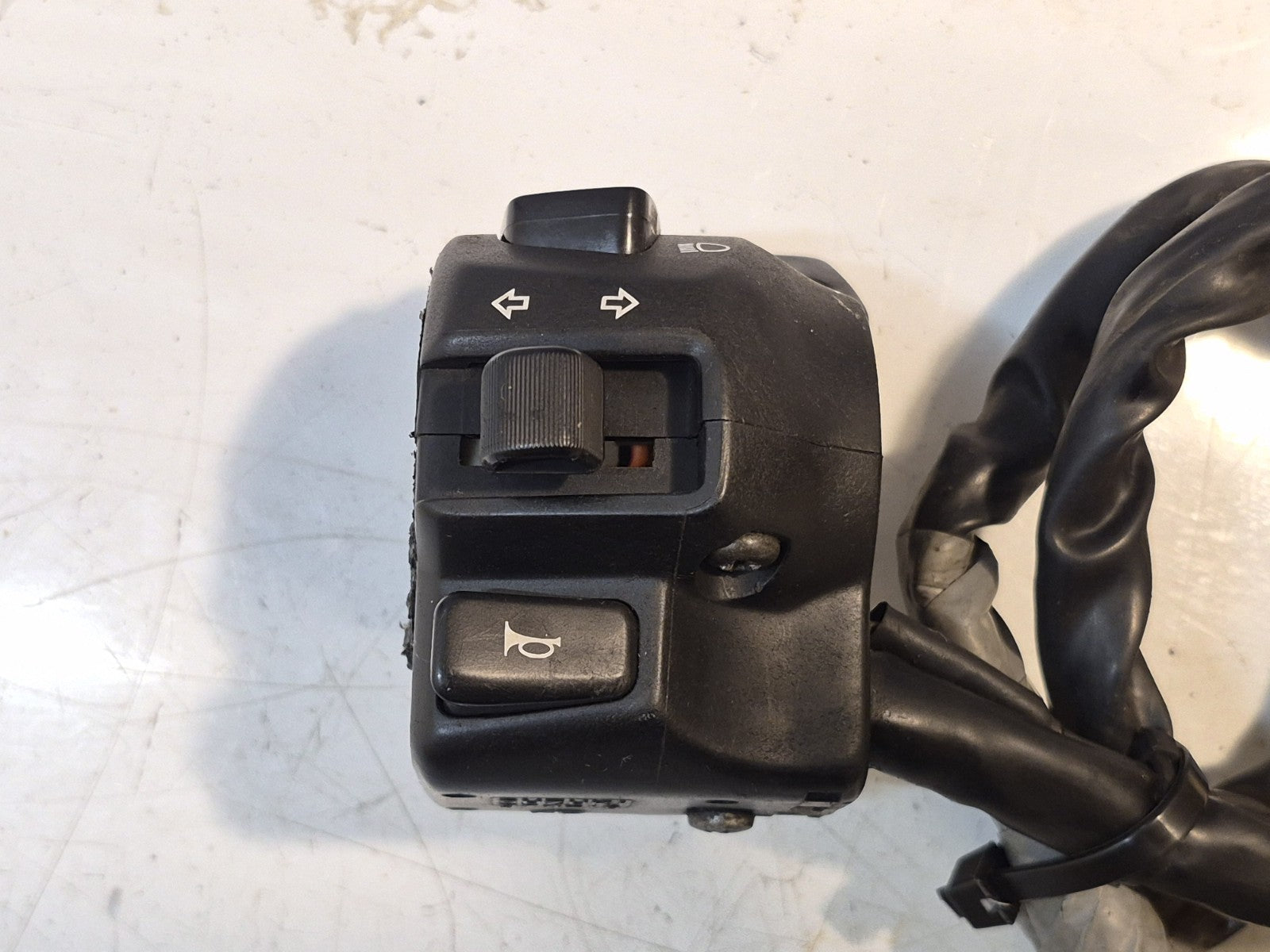Suzuki GSF 600 Bandit Mk2 Switchgear, Left-hand
