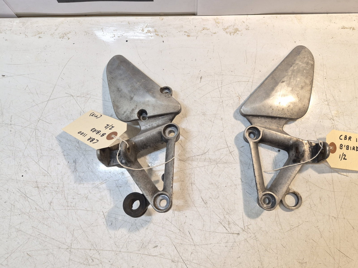 Honda CBR 1100 Blackbird Front Peg Hangers, Pair
