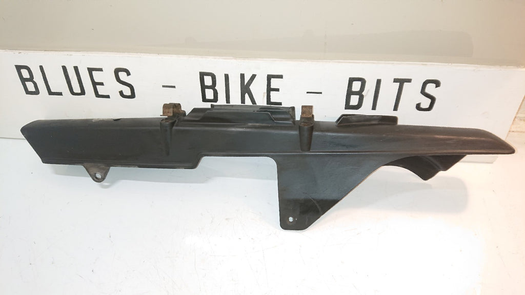 Honda VFR 800 Chain Guard