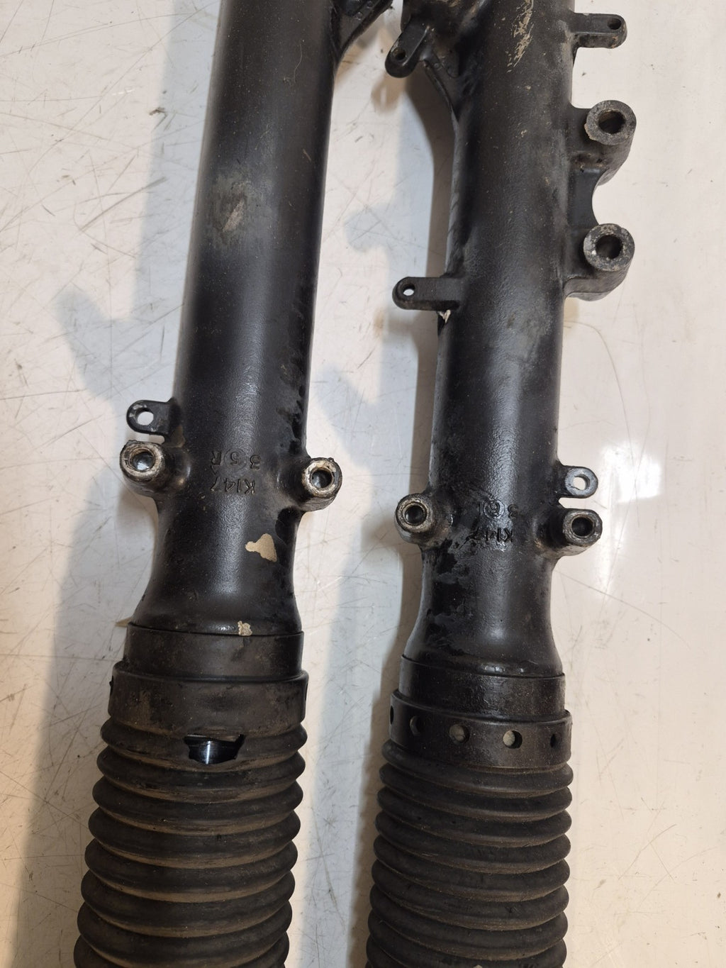 Kawasaki KLE500 KLE 500 1991-On K147 Code Pair Front Forks Fork Legs