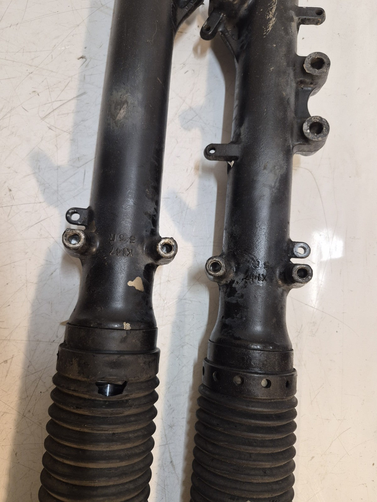Kawasaki KLE500 KLE 500 1991-On K147 Code Pair Front Forks Fork Legs