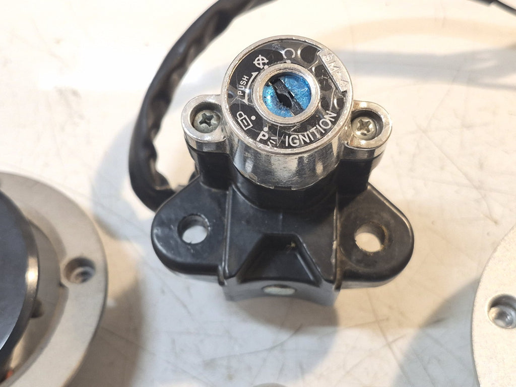 Suzuki GSF 1250 Bandit Lock Set