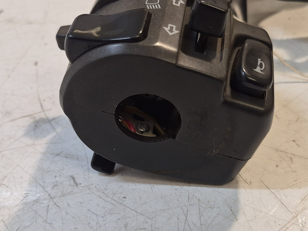 Genuine 1998–2003 Yamaha FZS600 Fazer Left Hand Switch Gear Assy 5DM‑83969‑00‑00