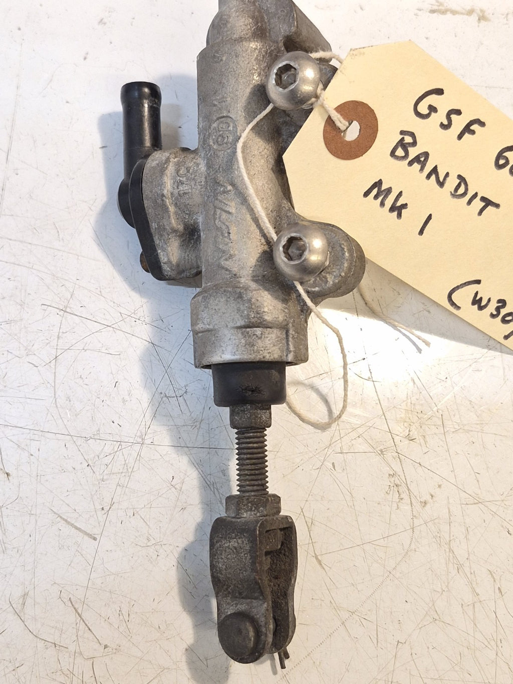 Suzuki GSF 600 Bandit Mk1 Rear Brake Master Cylinder