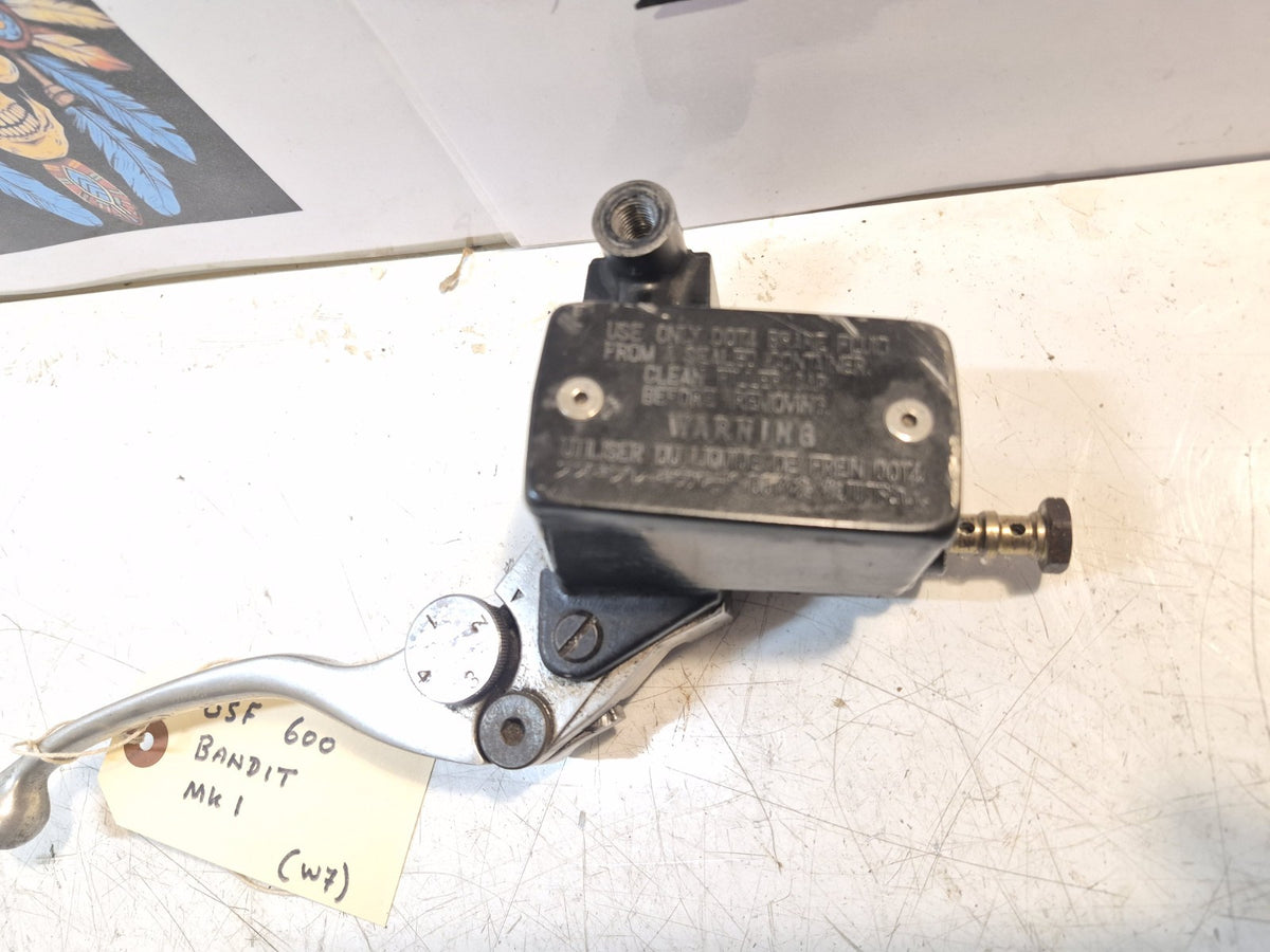 Suzuki GSF 600 Bandit Mk1 Front Brake Master Cylinder And Lever