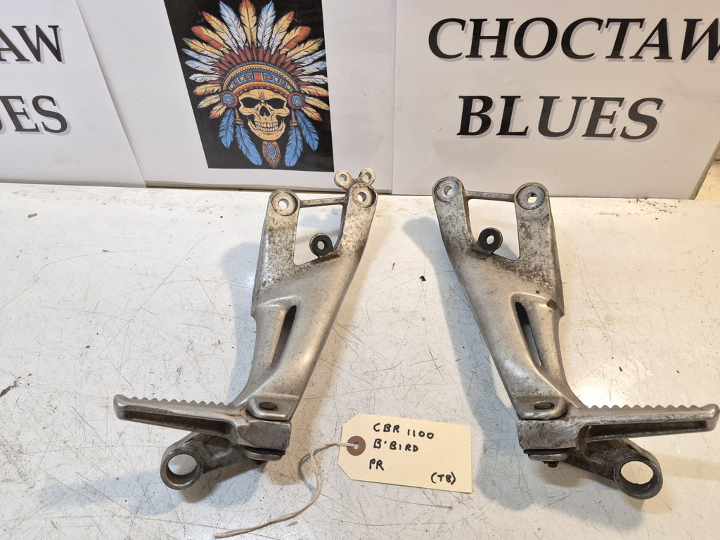 Honda CBR 1100 Blackbird Pillion Pegs And Hangers, Pair