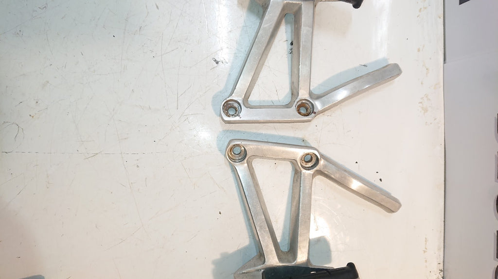 Yamaha FZS 600 FAZER Rear Sets
