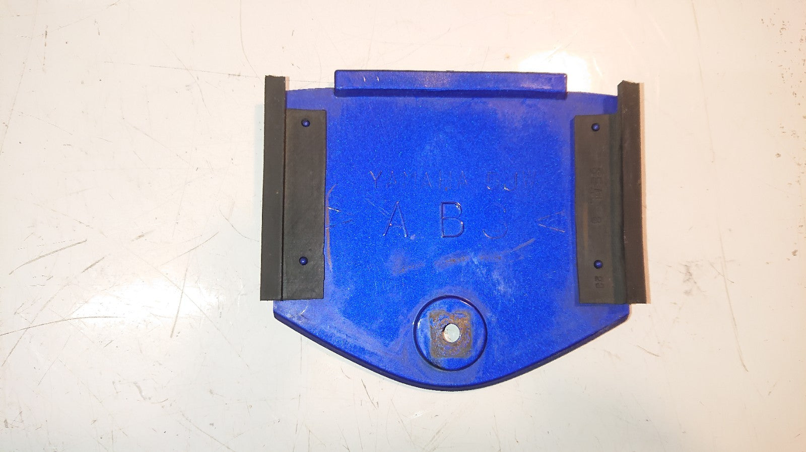 Yamaha FJR 1300 Fairing, Screen Motor Cover