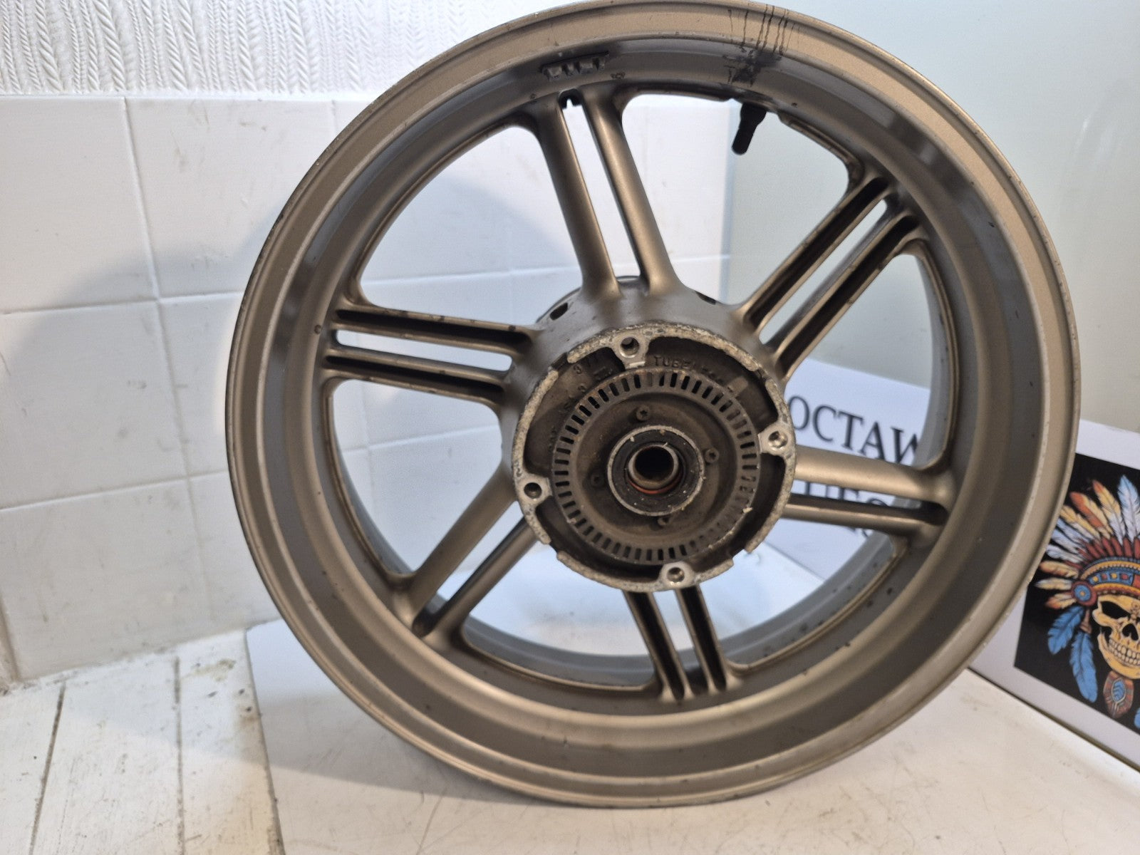 HONDA CBF1000 CBF 1000 A ABS MODEL REAR WHEEL RIM BACK WHEEL AS SHOWN 2006 -2010