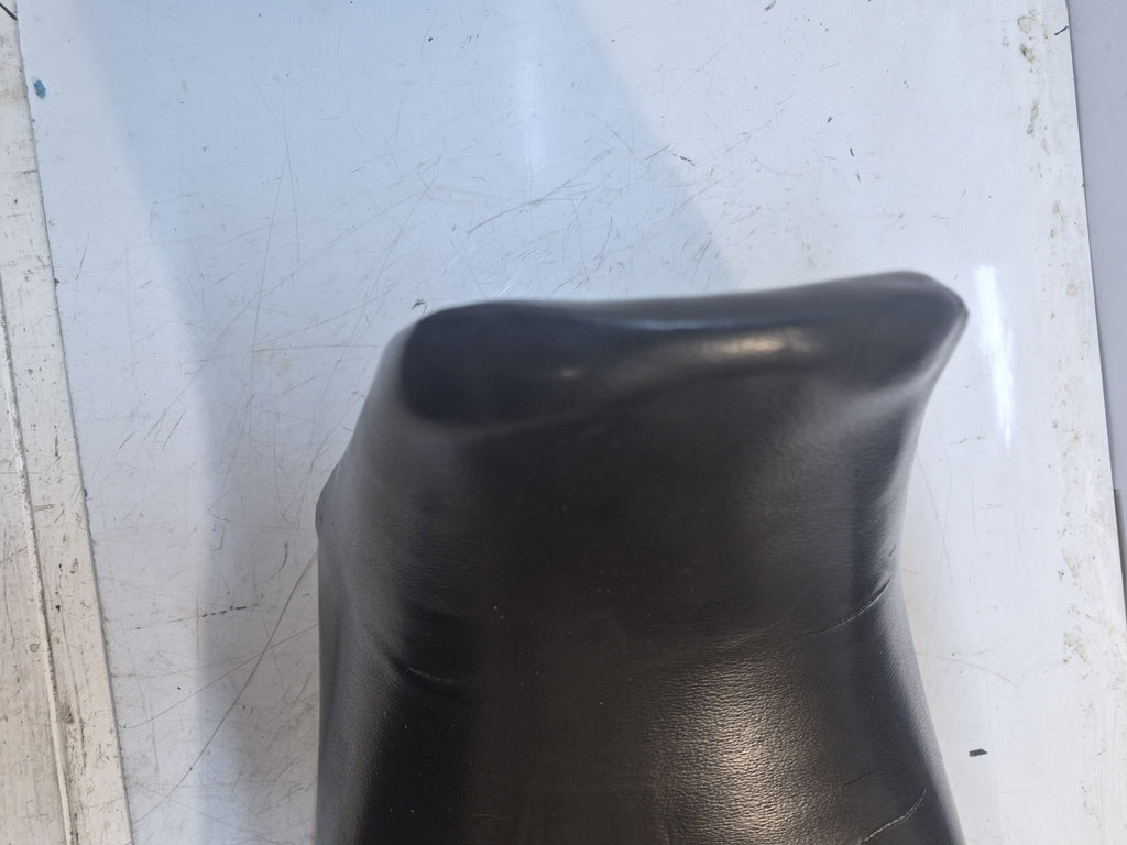 Suzuki VX 800 Seat