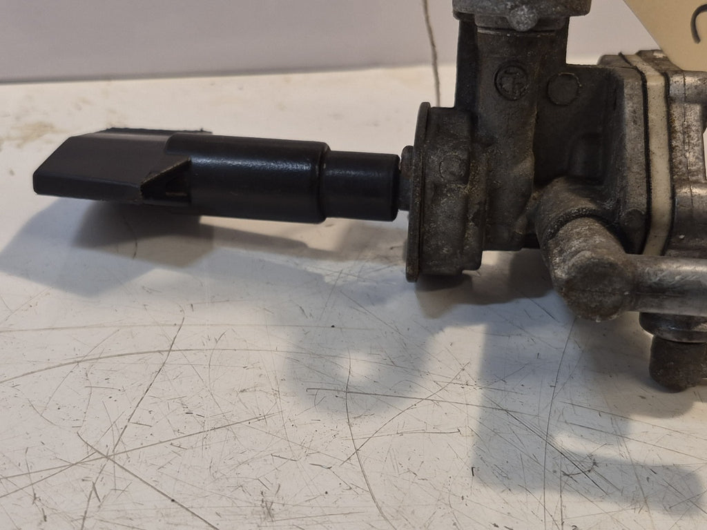 Suzuki GSF 600 Bandit Mk2 Petlock/ Fuel Tap