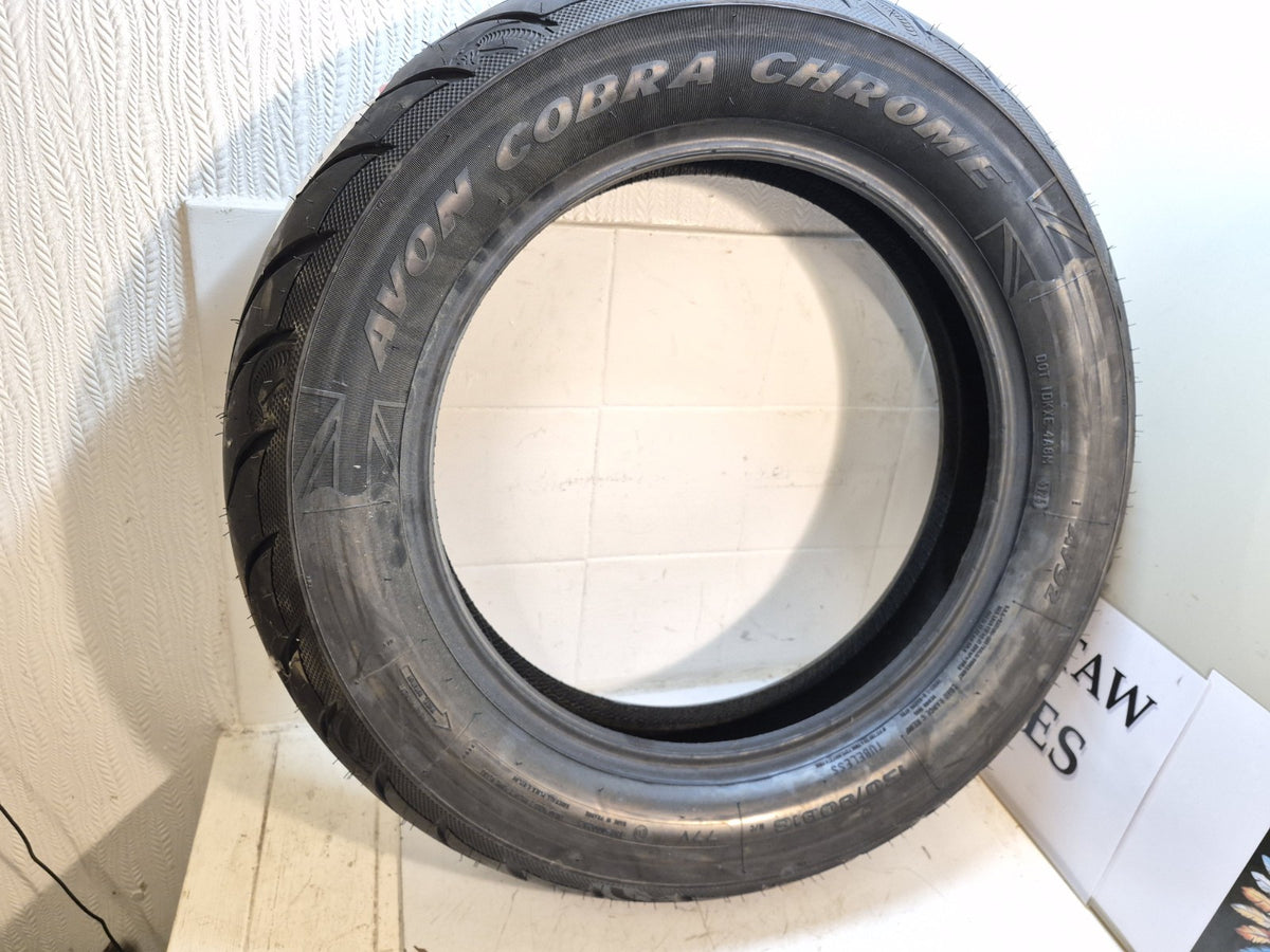 Avon Cobra Chrome 150/80 B16 Motorcycle Tyre